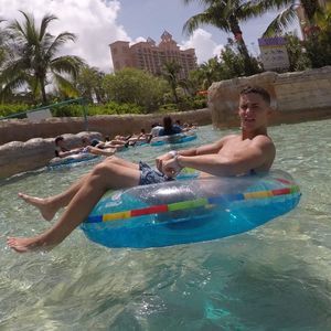 Meet your Posher, Jake